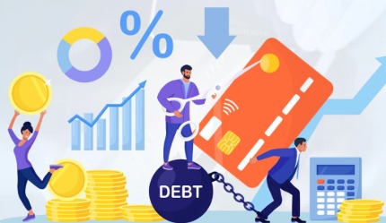 An Indian shopper using a credit card to buy daily essentials, symbolizing growing reliance on credit.