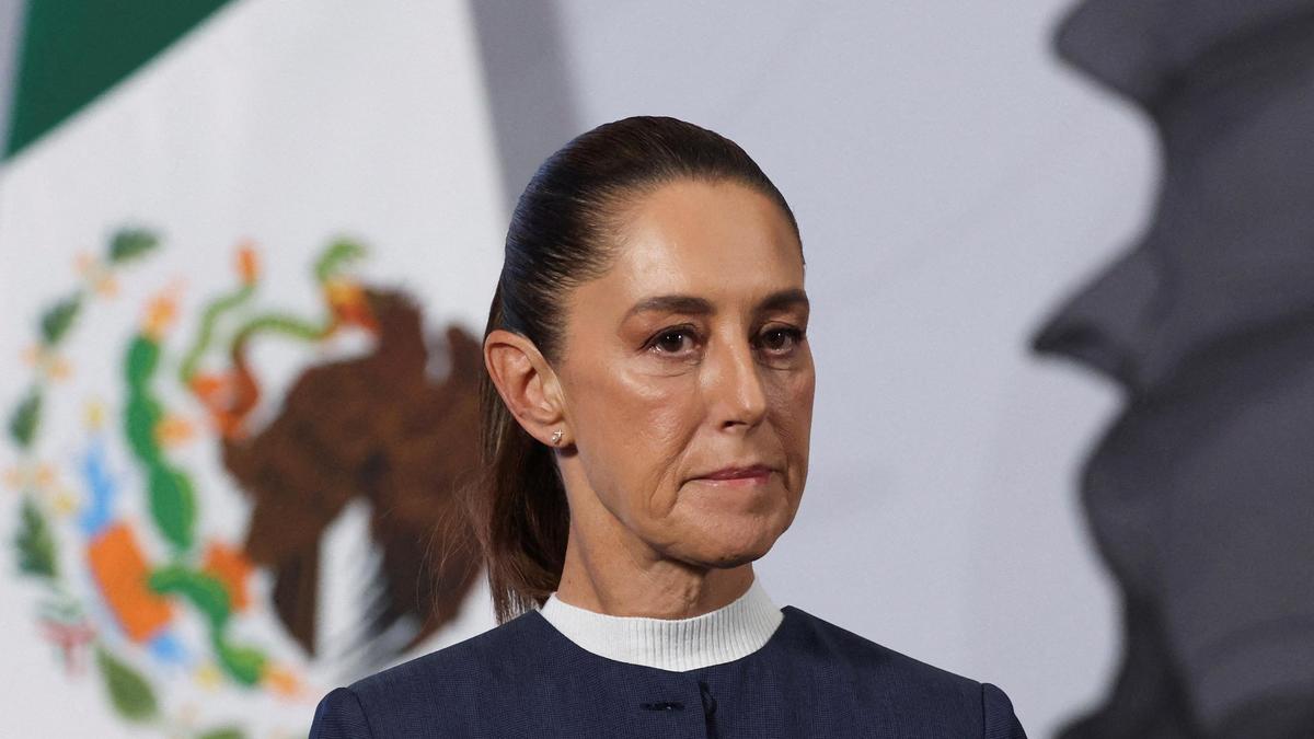 Claudia Sheinbaum addressing citizens in Mexico before harassment incident