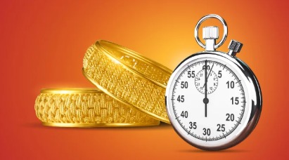 Instant gold loan approval process with gold jewelry as collateral and funds credited to bank account.