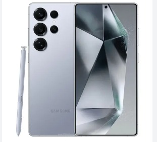 Samsung Galaxy S26 Ultra showcasing quad-camera setup, fast charging, and Exynos 2600 processor