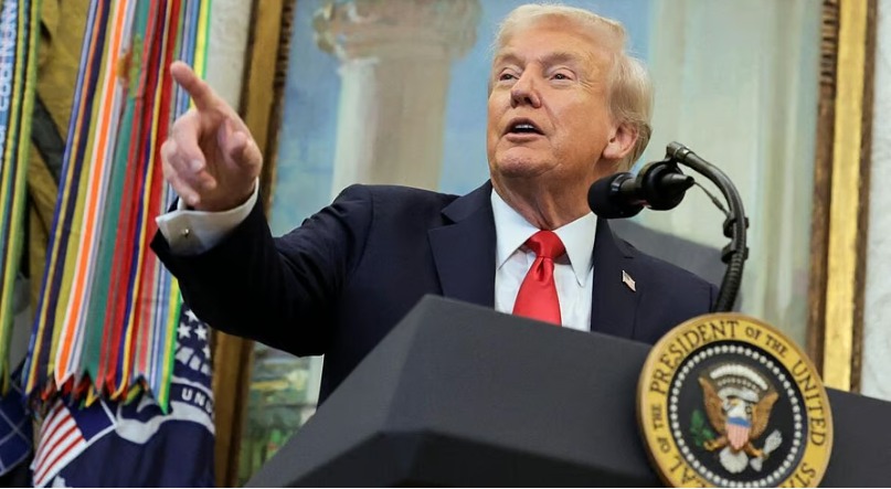 Donald Trump addressing a rally, referring to the 2019 India-Pakistan air conflict and updated claim of eight planes shot down.