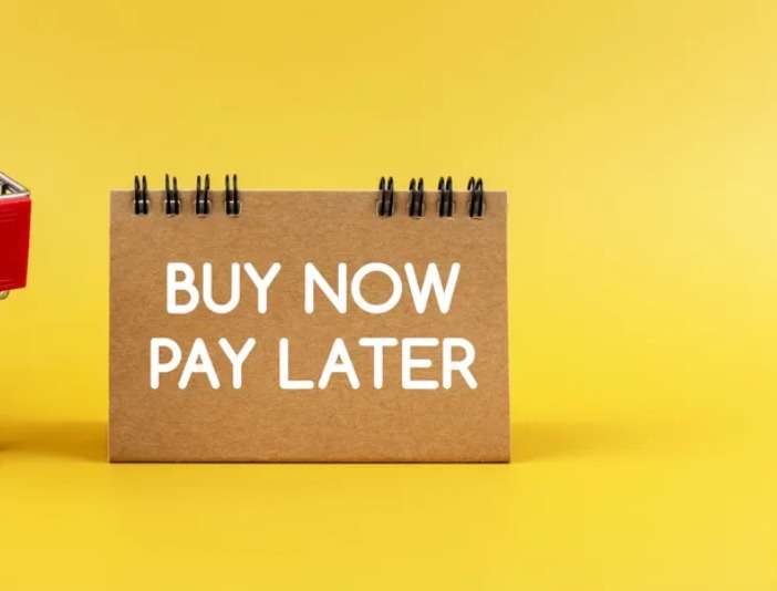 Illustration showing how Buy Now Pay Later (BNPL) affects a person’s credit score