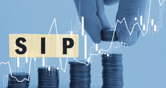 Illustration showing an investor reviewing SIP plans and deciding when to pause or stop investments