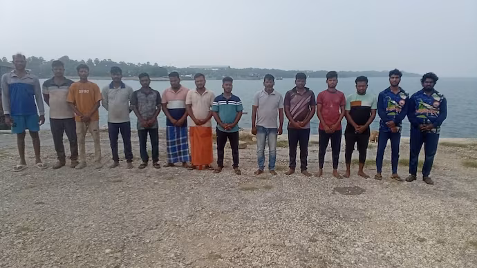 Tamil Nadu fishermen arrested by Sri Lankan Navy near Kangesanthurai