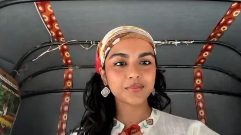 “Woman wearing bandana in autorickshaw viral video and Bengaluru recruiter job post screenshot”