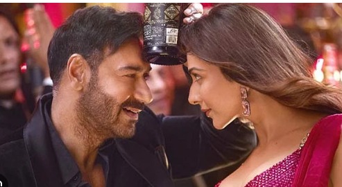 Ajay Devgn in De De Pyaar De 2 as the film opens with ₹8.50 crore on Day 1.