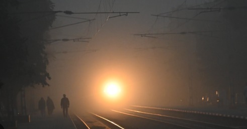 Dense fog and low visibility on a cold winter morning as northern and central Indian regions experience intense cold wave conditions.