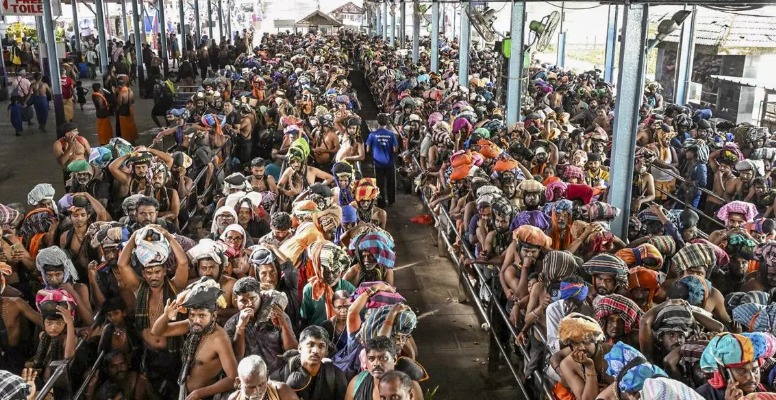 Crowd queue at Sabarimala temple where woman collapsed during darshan
