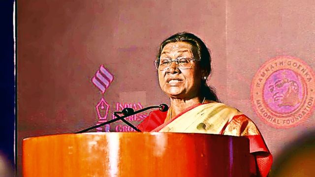 Supreme Court of India building during landmark constitutional ruling on President and Governor timelines