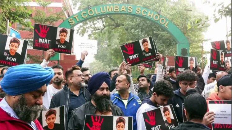 Delhi air quality drops to hazardous levels as teachers suspended following student suicide incident