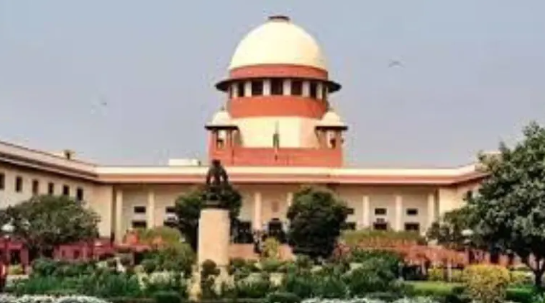 Court criticizes Army officer for refusing to enter gurdwara during official duty.