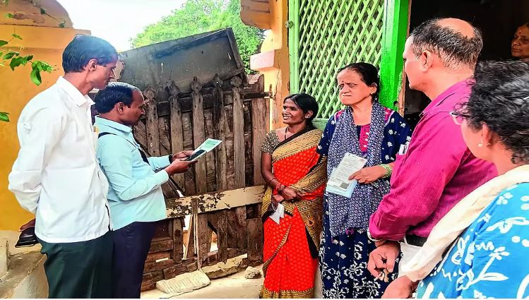 Survey findings from 200 gram panchayats showing citizens missing out on Karnataka government welfare benefits