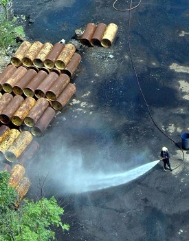 Firefighters responding to chlorine gas leak at industrial facility in Vasai