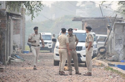 Police detaining suspect in Delhi suicide bombing case