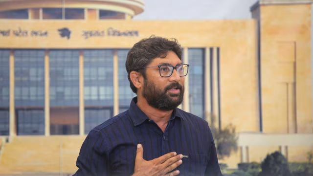 Jignesh Mevani supported by Congress amid protests over police remarks