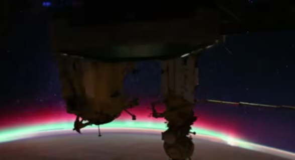 Astronaut captures stunning Southern Lights aurora from the International Space Station
