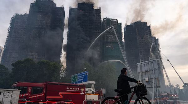 hong_kong_tai_po_fire_2025_skyline_burning Suggested Image Name: