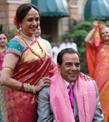 hema-malini-dharmendra-first-statement-after-his-death