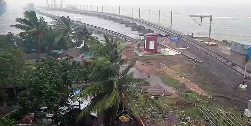 Cyclone Ditwah causing heavy rain and disruption in Tamil Nadu with cancelled flights and closed colleges